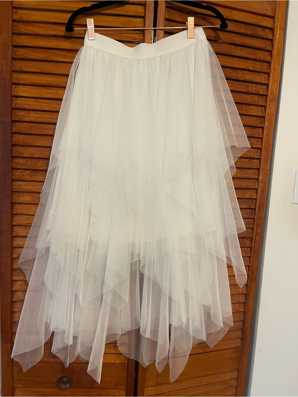 Women's White Layered Tulle Skirt